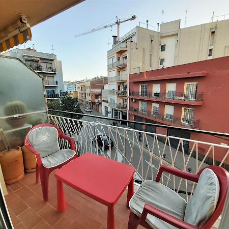 Diana Apartamento Con Terraza Muy Cerca Del Mar Pineda de Mar Eksteriør bilde